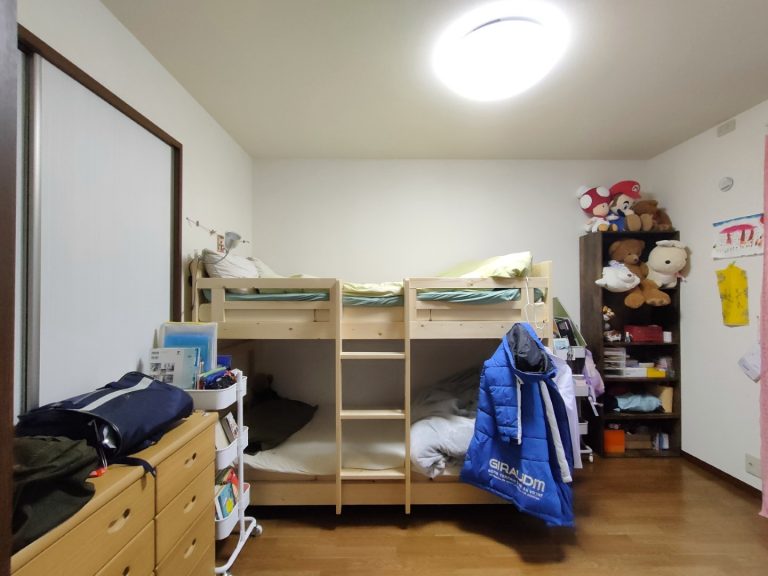 新潟市SEIKA‐整家‐の整理収納お片付けサポート事例　5.9帖2人の子ども部屋After「収納じゃなく景色を変えるお片付け」