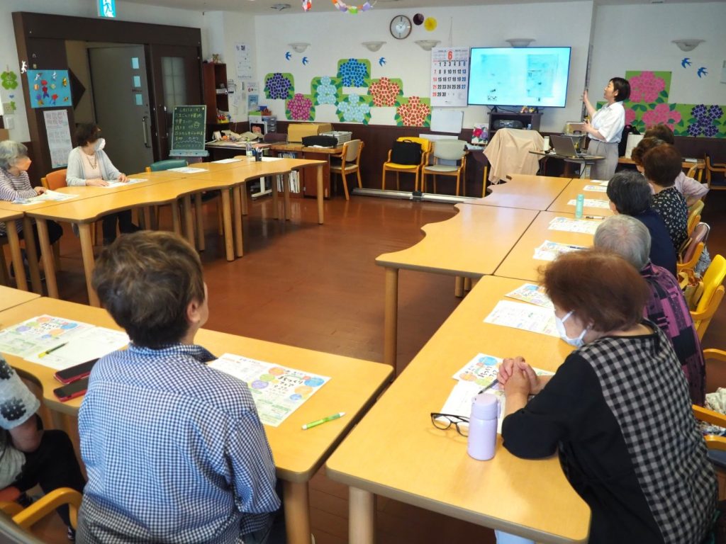 浜浦みどり荘さまで「家族介護教室」で講師として、介護×お片付けのお話をしてきました！セミナー講師、イベント講師、ワークショップ、社内研修、PTA、学校行事など新潟市の整理収納アドバイザーSEIKA‐整家‐にご依頼ください
