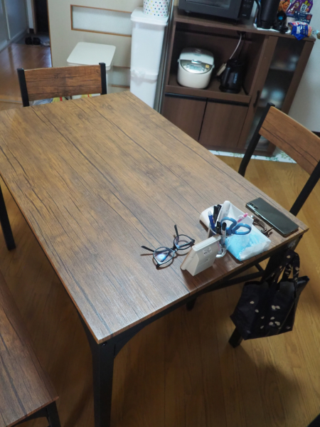 新潟市SEIKA‐整家‐の整理収納お片付けサポート事例_ダイニングテーブルAfter_モノが無くなりスッキリしたテーブル